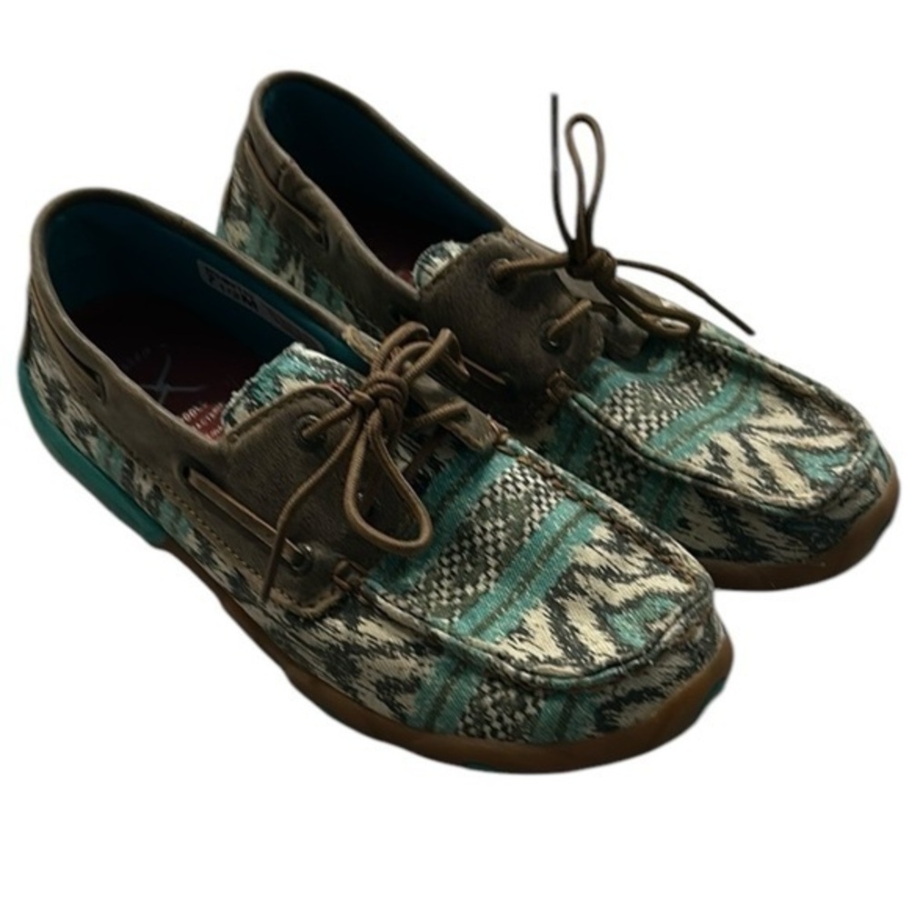 Twisted X driving Moc boat shoe aztec print size 7.5
